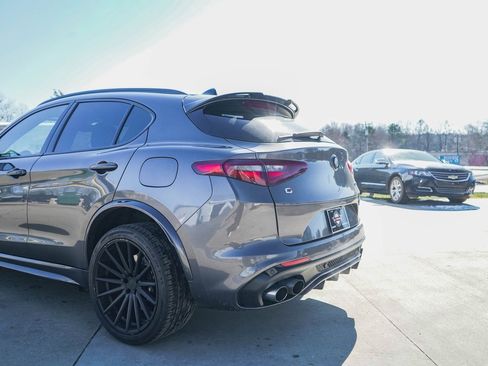 Used 2018 Alfa Romeo Stelvio Quadrifoglio w/ Driver Assist Dynamic Package image 32
