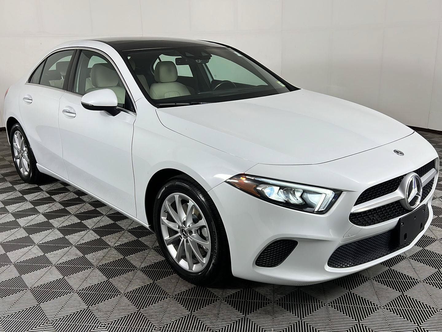 Used 2020 Mercedes-Benz A 220 4MATIC image 21