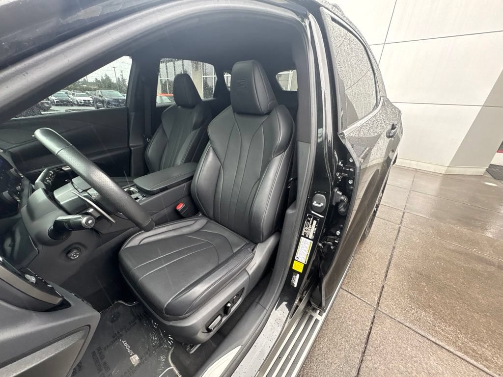 Used 2024 Lexus RX 350 F Sport w/ Convenience Package AWD/4WD image 12