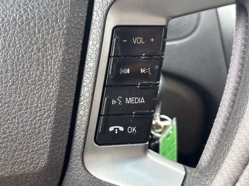 Used 2012 Ford Fusion SE FWD image 18