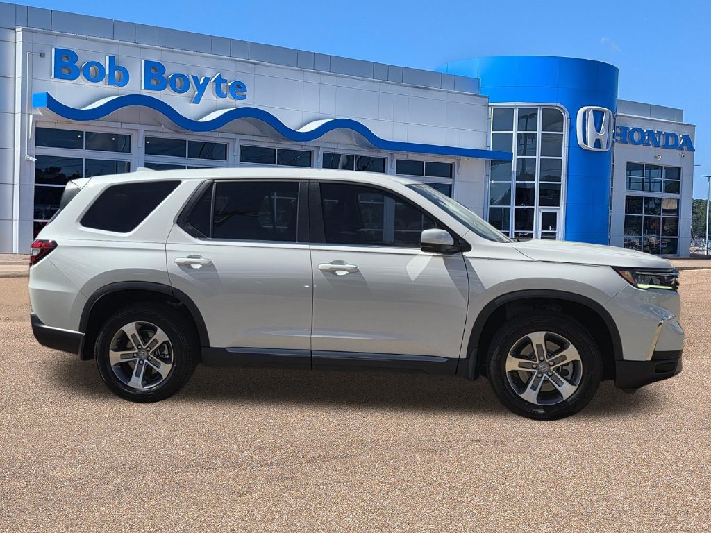Certified 2025 Honda Pilot EX-L image 4