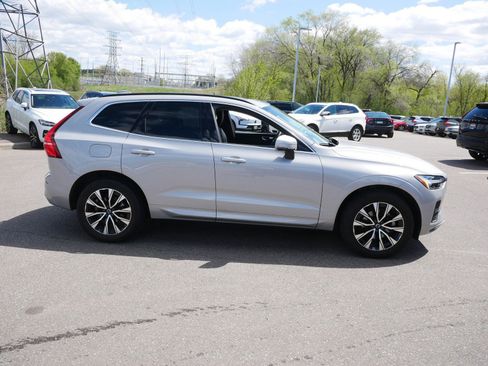 Used 2023 Volvo XC60 B5 Core w/ Climate Package AWD/4WD image 8