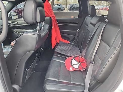 Used 2020 Jeep Grand Cherokee High Altitude image 14