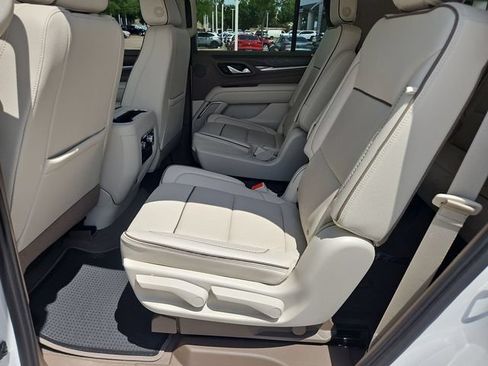 Used 2023 GMC Yukon Denali w/ Max Trailering Package AWD/4WD image 22