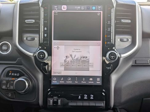 Used 2025 RAM 1500 Big Horn AWD/4WD image 17