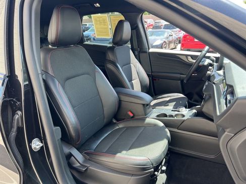 Used 2025 Ford Escape ST-Line Select AWD/4WD image 21