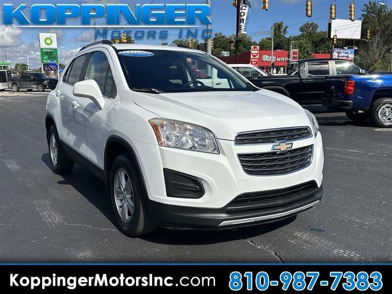 Used 2016 Chevrolet Trax LT w/ LT Convenience Package AWD/4WD image 1