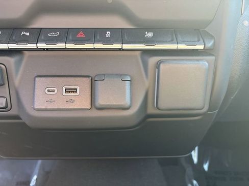 Certified 2025 Chevrolet Silverado 2500 Custom w/ Custom Value Package AWD/4WD image 25