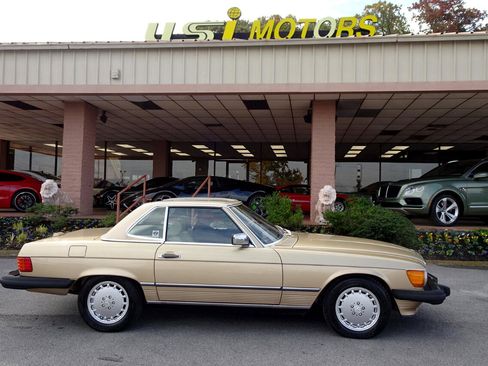 Used 1988 Mercedes-Benz 560 SL image 10