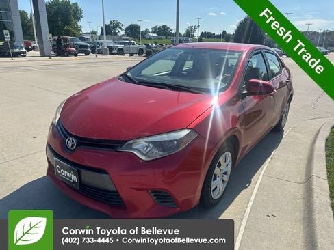 Used 2015 Toyota Corolla LE FWD image 8