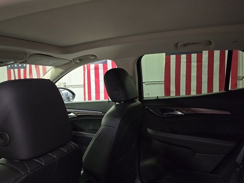 Used 2021 Buick Envision Avenir w/ Technology Package II image 14