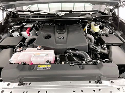 New 2025 Toyota Tundra SR5 image 18