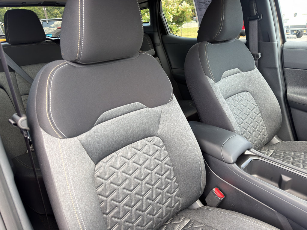Used 2026 Nissan Kicks SV FWD image 23