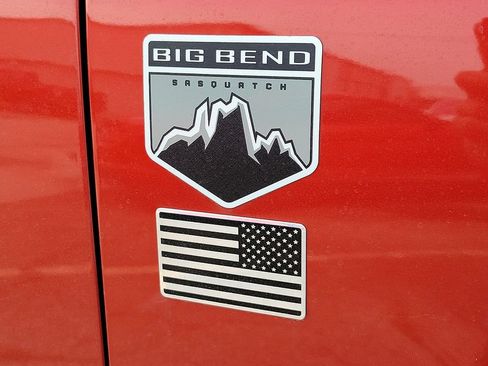 Used 2023 Ford Bronco Big Bend w/ Sasquatch Package AWD/4WD image 5