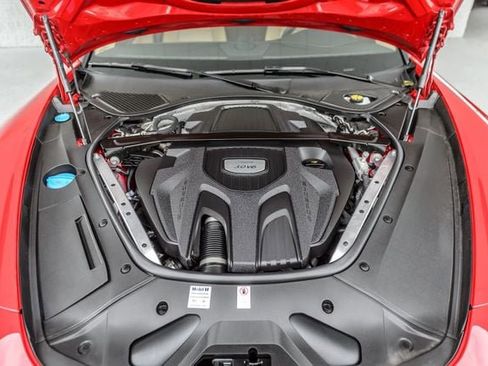 Used 2018 Porsche Panamera 4 image 7