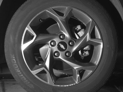 Used 2025 Chevrolet Trax LT w/ LT Convenience Package FWD image 13