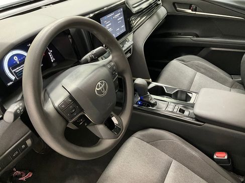 Used 2026 Toyota Camry LE FWD image 14