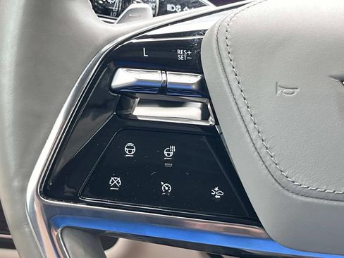 Certified 2025 Cadillac Escalade Sport Platinum AWD/4WD image 32