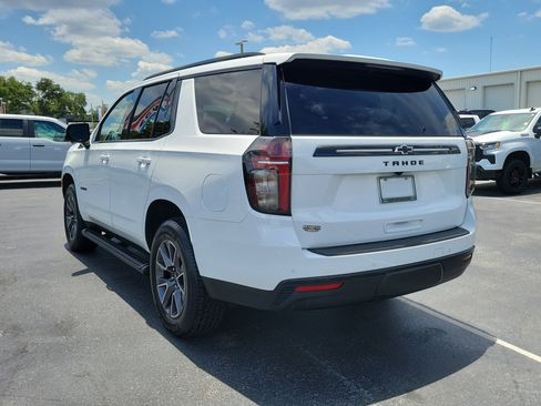 Used 2023 Chevrolet Tahoe Z71 w/ Luxury Package AWD/4WD image 7
