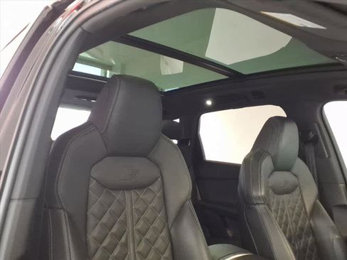 Used 2023 Audi SQ7 Premium Plus w/ Executive Package image 22