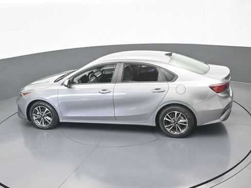 Used 2024 Kia Forte LXS FWD image 39