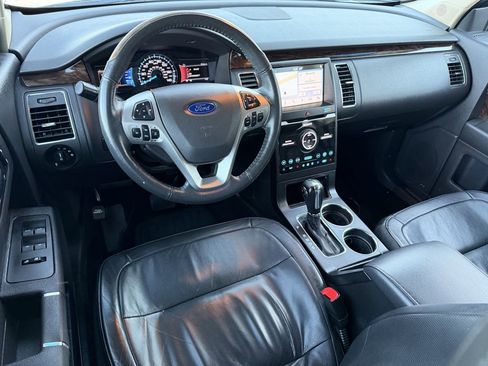 Used 2019 Ford Flex Limited image 11