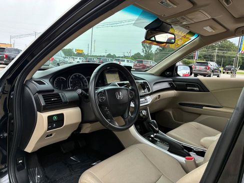 Used 2015 Honda Accord EX-L image 14