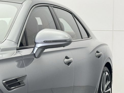 New 2026 Bentley Flying Spur Plug-In Hybrid image 63