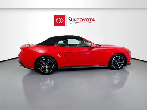 Used 2024 Ford Mustang Premium RWD image 5