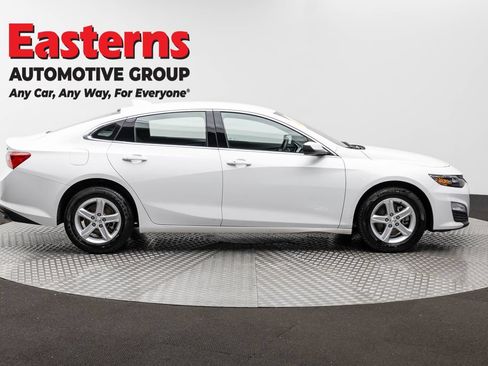 Used 2024 Chevrolet Malibu LT FWD image 4