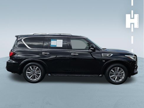 Used 2019 INFINITI QX80 Luxe w/ All-Season Package RWD image 3