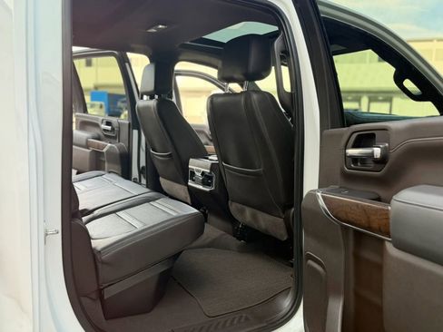 Used 2020 GMC Sierra 3500 Denali w/ Denali Ultimate Package AWD/4WD image 28