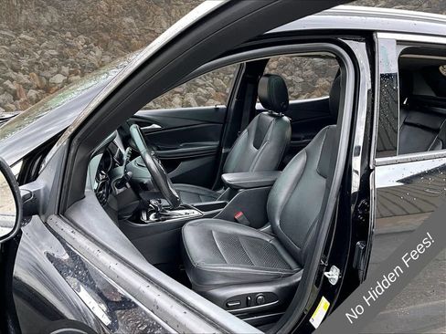 Used 2020 Buick Encore GX Essence w/ Experience Buick Package AWD/4WD image 23
