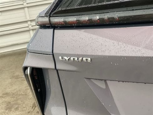 Certified 2025 Cadillac Lyriq Luxury w/ Nappa Leather Package image 10