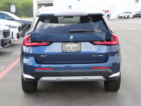 Certified 2025 BMW X1 xDrive28i w/ Convenience Package image 12