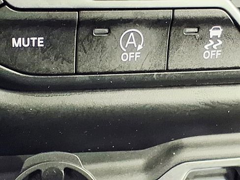 Used 2020 Jeep Wrangler Unlimited Sport image 24