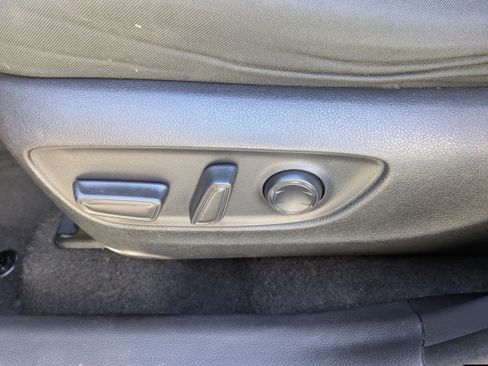 Used 2023 Toyota RAV4 XLE image 25