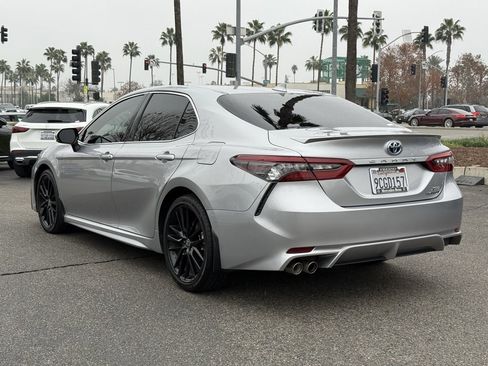 Used 2022 Toyota Camry XSE image 7