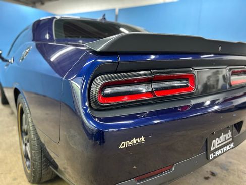 Used 2017 Dodge Challenger R/T Scat Pack w/ Leather Interior Group image 9