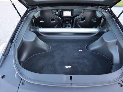 New 2025 Nissan Z NISMO w/ Floor Mat Package image 33