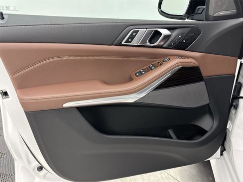 New 2026 BMW X5 xDrive40i w/ M Sport Package image 26