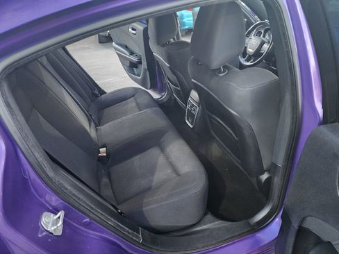 Used 2018 Dodge Charger R/T Scat Pack image 12