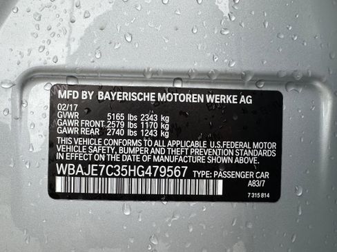 Used 2017 BMW 540i xDrive image 34