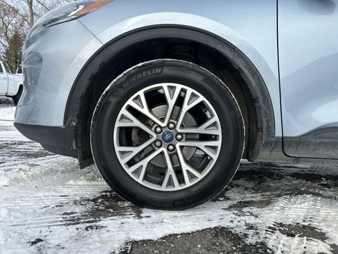 Used 2022 Ford Escape SEL image 9