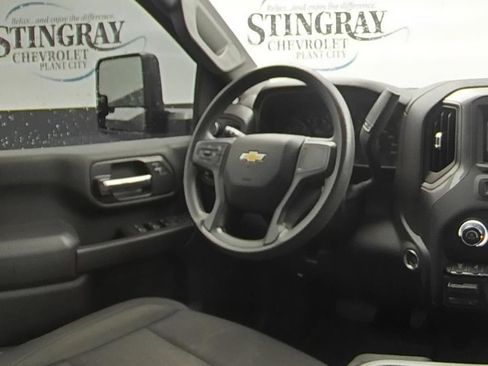 Used 2024 Chevrolet Silverado 2500 Custom w/ Custom Value Package AWD/4WD image 16