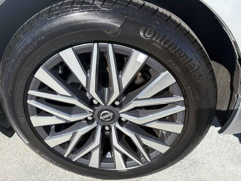 Used 2025 Nissan Altima 2.5 SV image 14