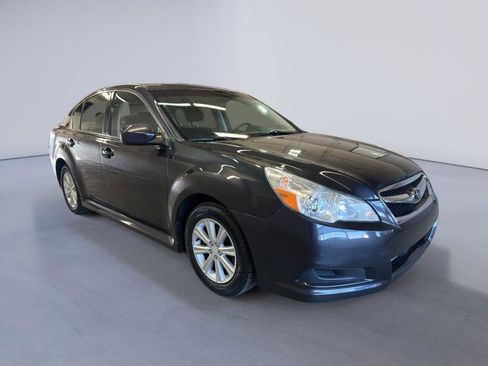 Used 2010 Subaru Legacy 2.5i Premium AWD/4WD image 1