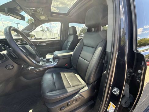 Used 2023 Chevrolet Silverado 1500 LTZ AWD/4WD image 19
