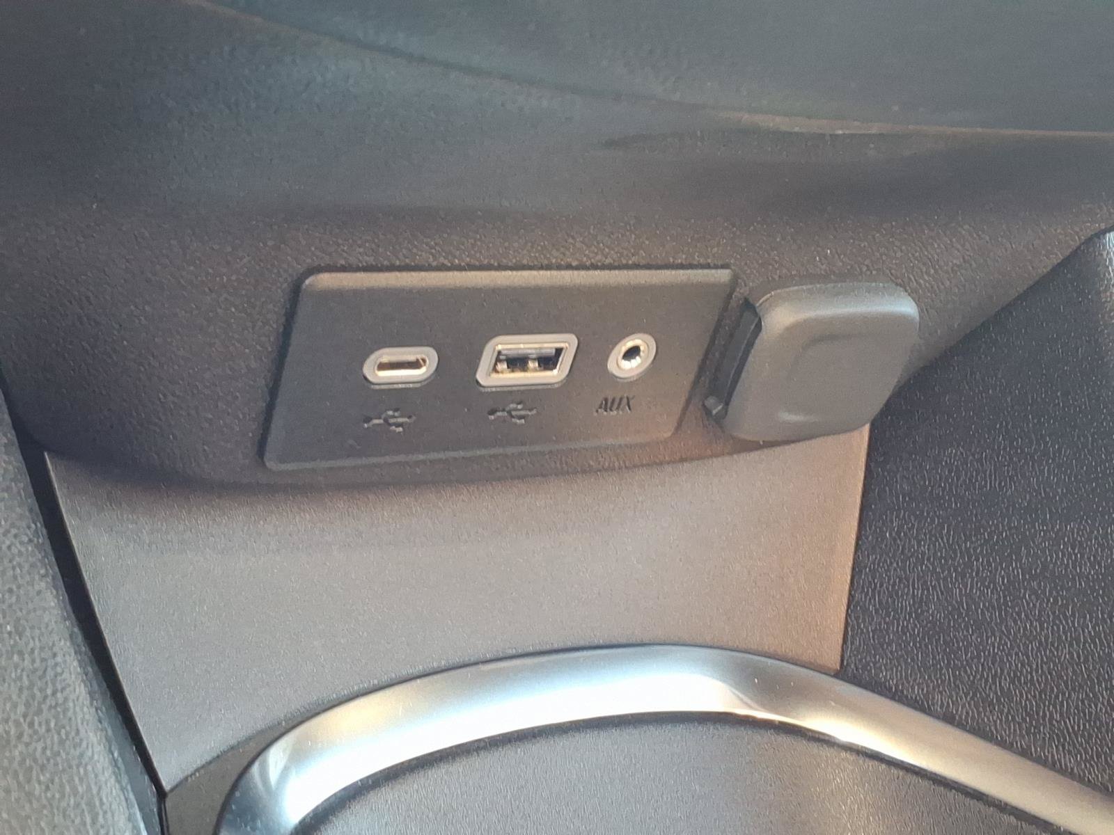 Used 2023 Chevrolet Malibu LT FWD image 16
