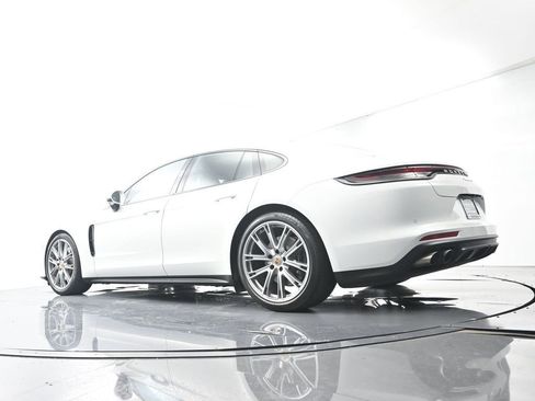 Certified 2021 Porsche Panamera RWD image 48